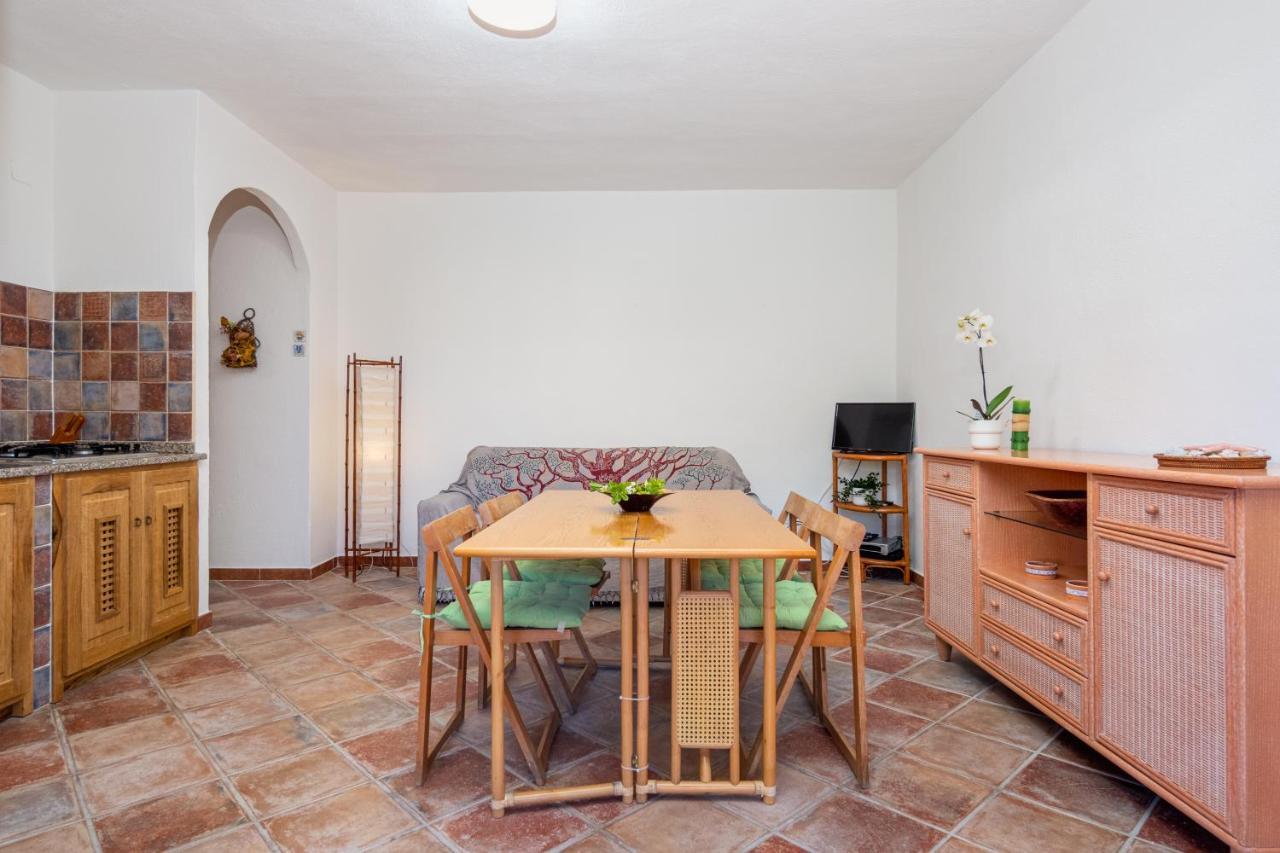 Holiday House Li Piri San Teodoro  Eksteriør billede