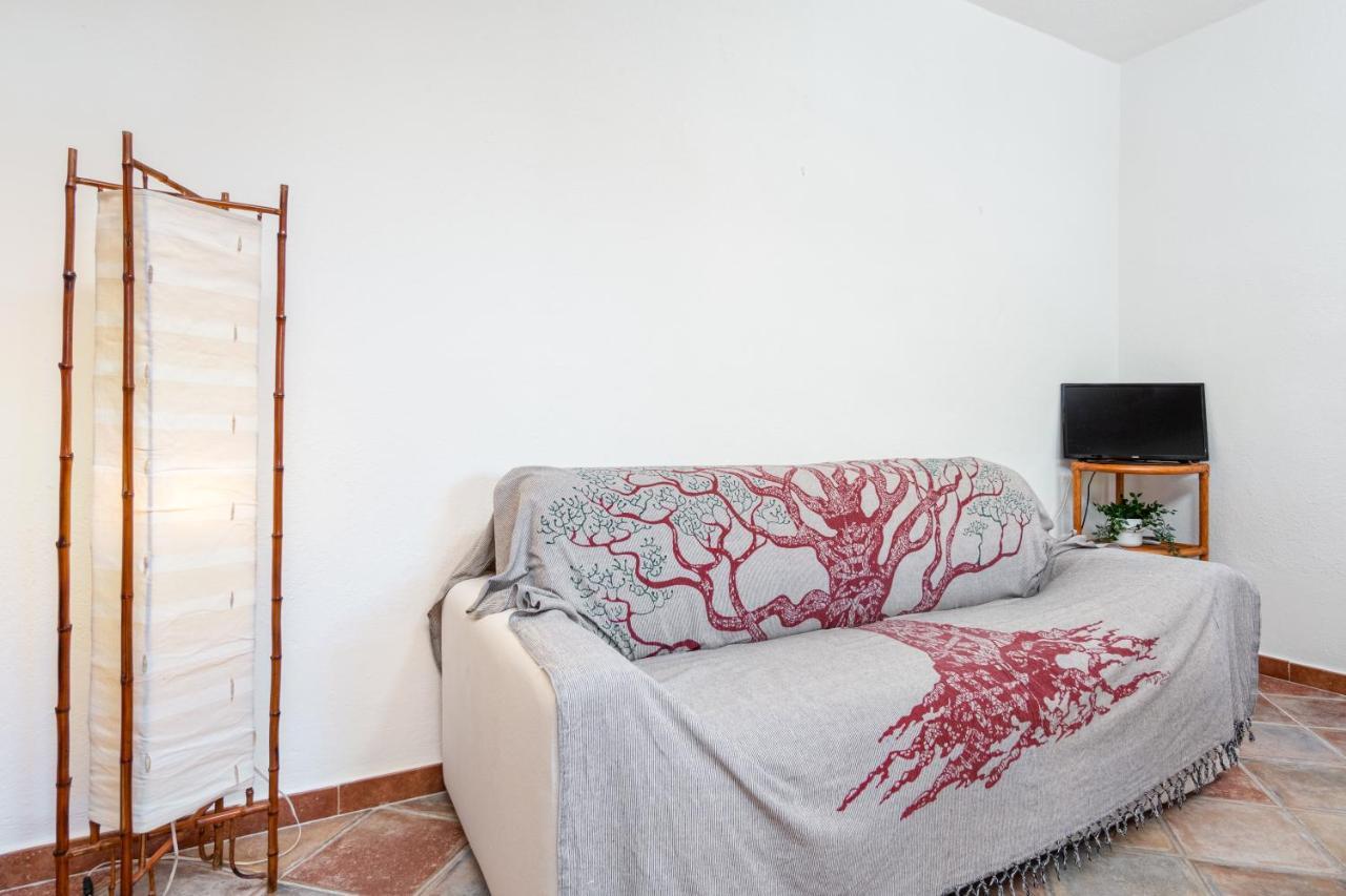 Holiday House Li Piri San Teodoro  Eksteriør billede
