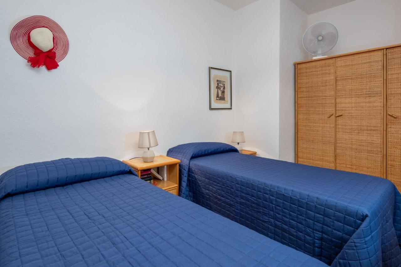 Holiday House Li Piri San Teodoro  Eksteriør billede
