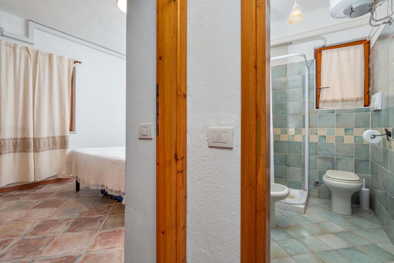 Holiday House Li Piri San Teodoro  Eksteriør billede